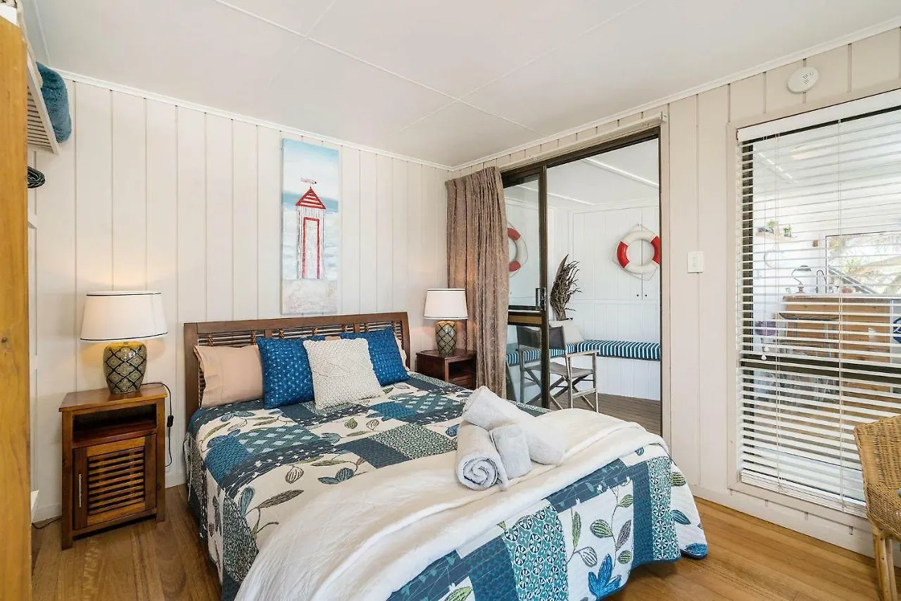 Moonstruck Holiday home Byron Bay Australia