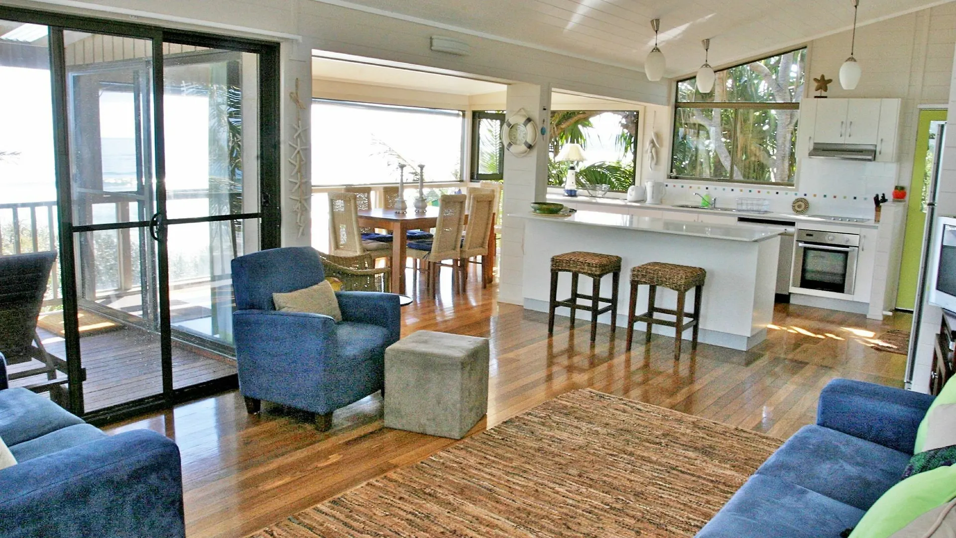 Moonstruck Holiday home Byron Bay 0*,  Australia