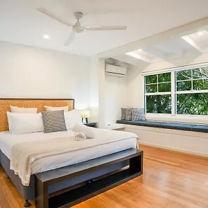 4* Guest house Aaman & Cinta Luxury