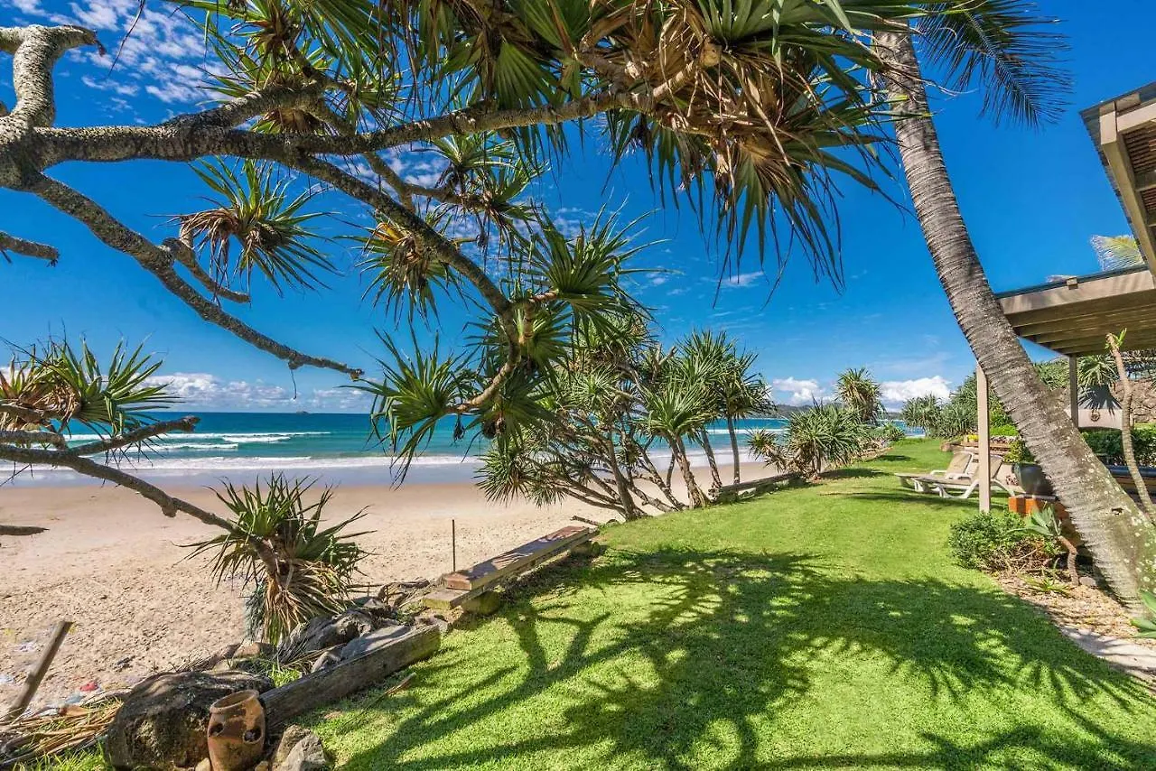 Moonstruck Holiday home Byron Bay Australia